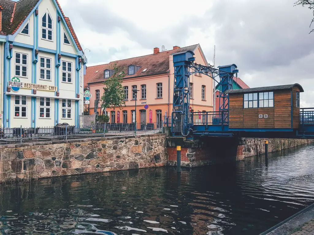 Die schöne Stadt Plau am See auf der Mecklenburgischen Seenplatte - Meine Tipps für einen Hausboot Urlaub in Deutschland