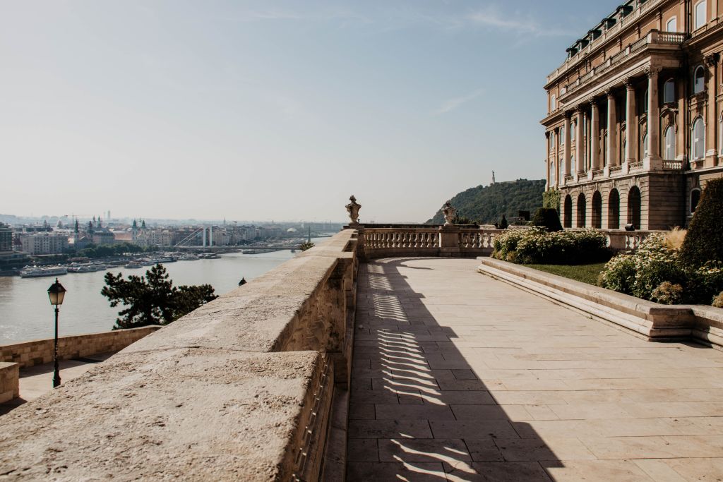 Budapest Aussichtsterrasse am Burgpalast